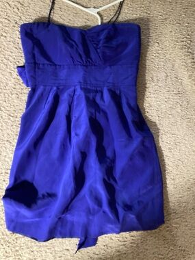 Vibrant Blue Strapless Pleated Cocktail Dress